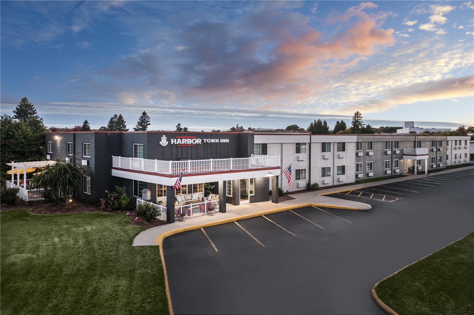 Harbor Town Inn, BW Signature Collection