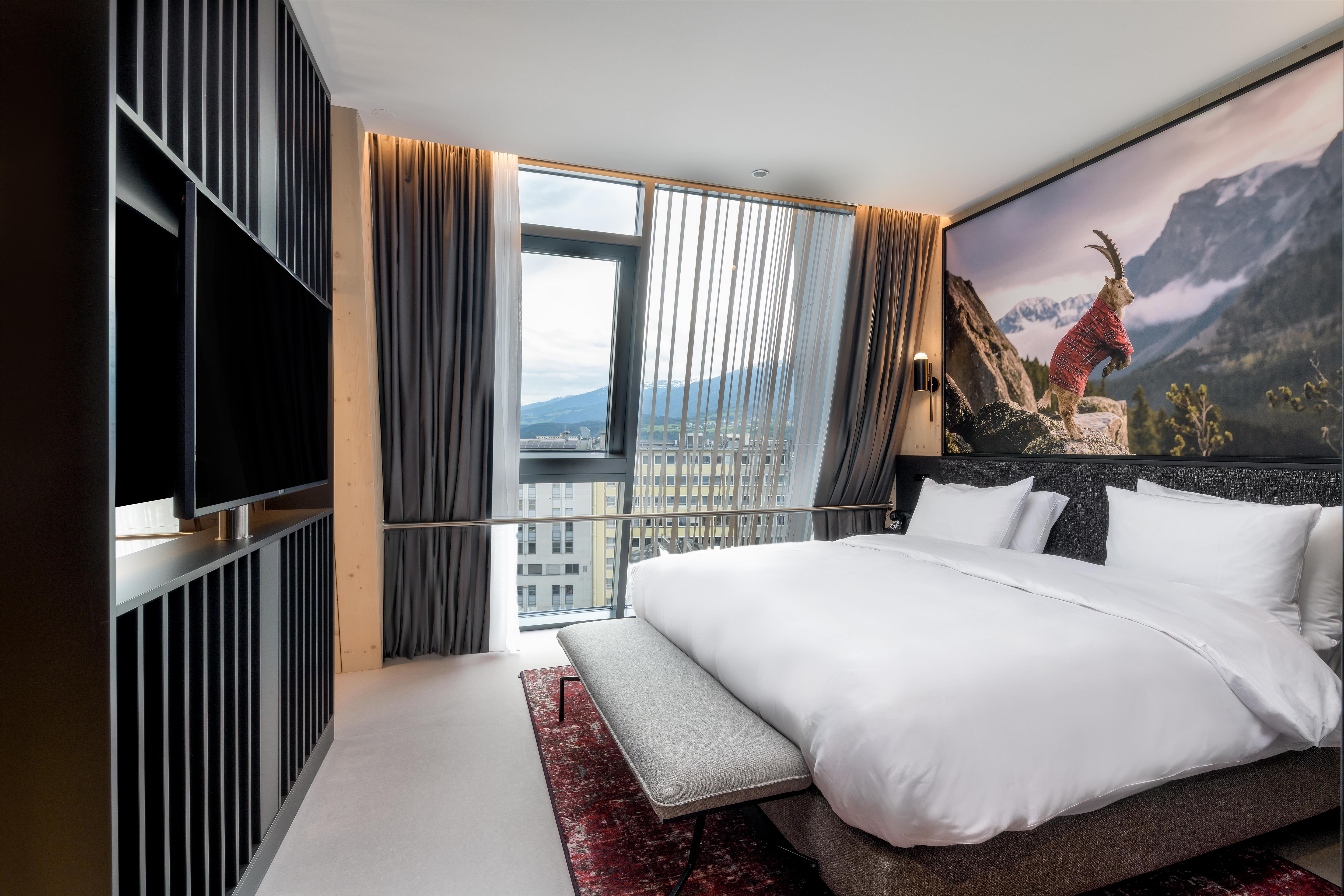 Radisson Red Innsbruck Room Type - Premium Room