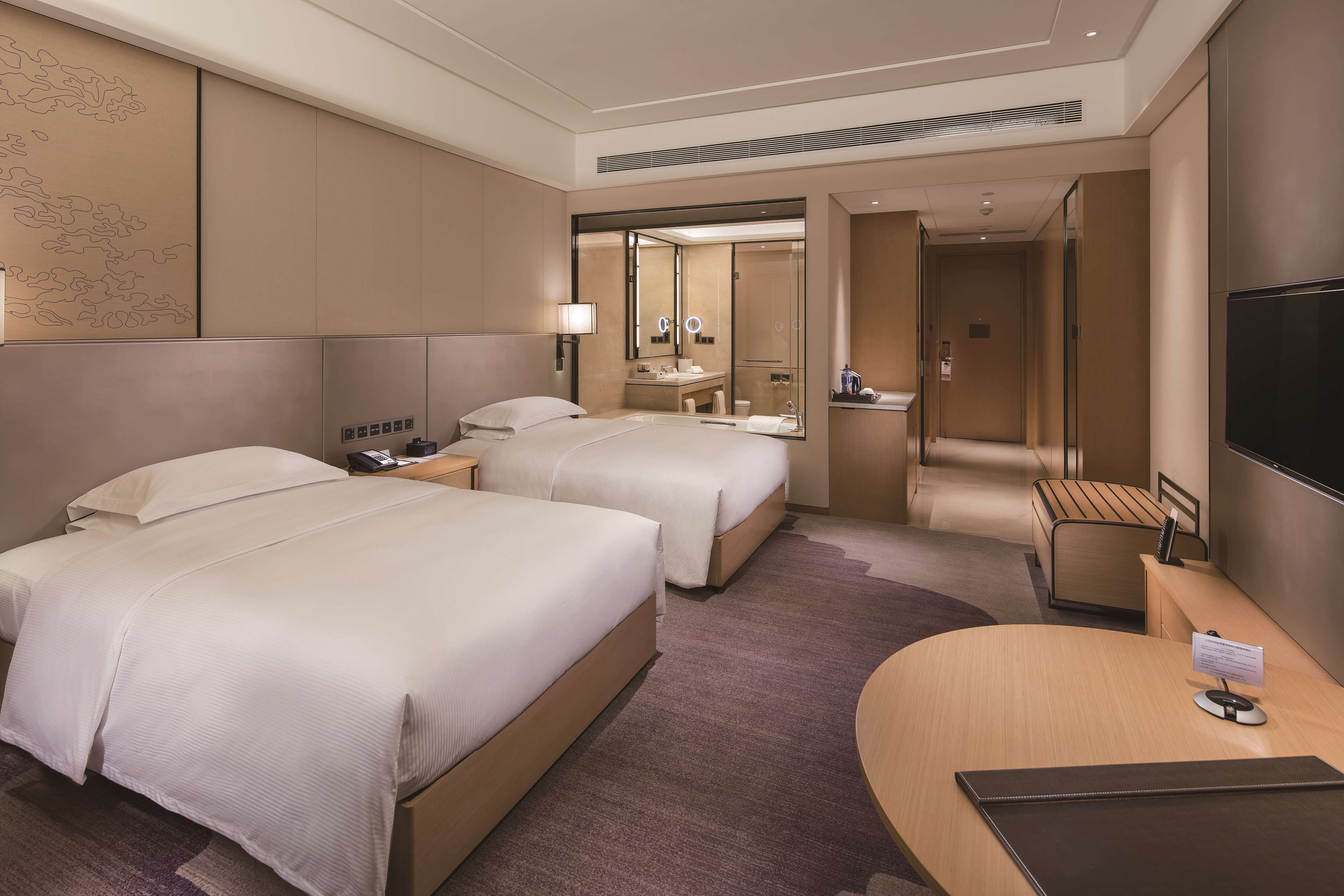DoubleTree by Hilton Chengdu - Longquanyi Room Type - TWIN DELUXE RM HIGH FLOOR