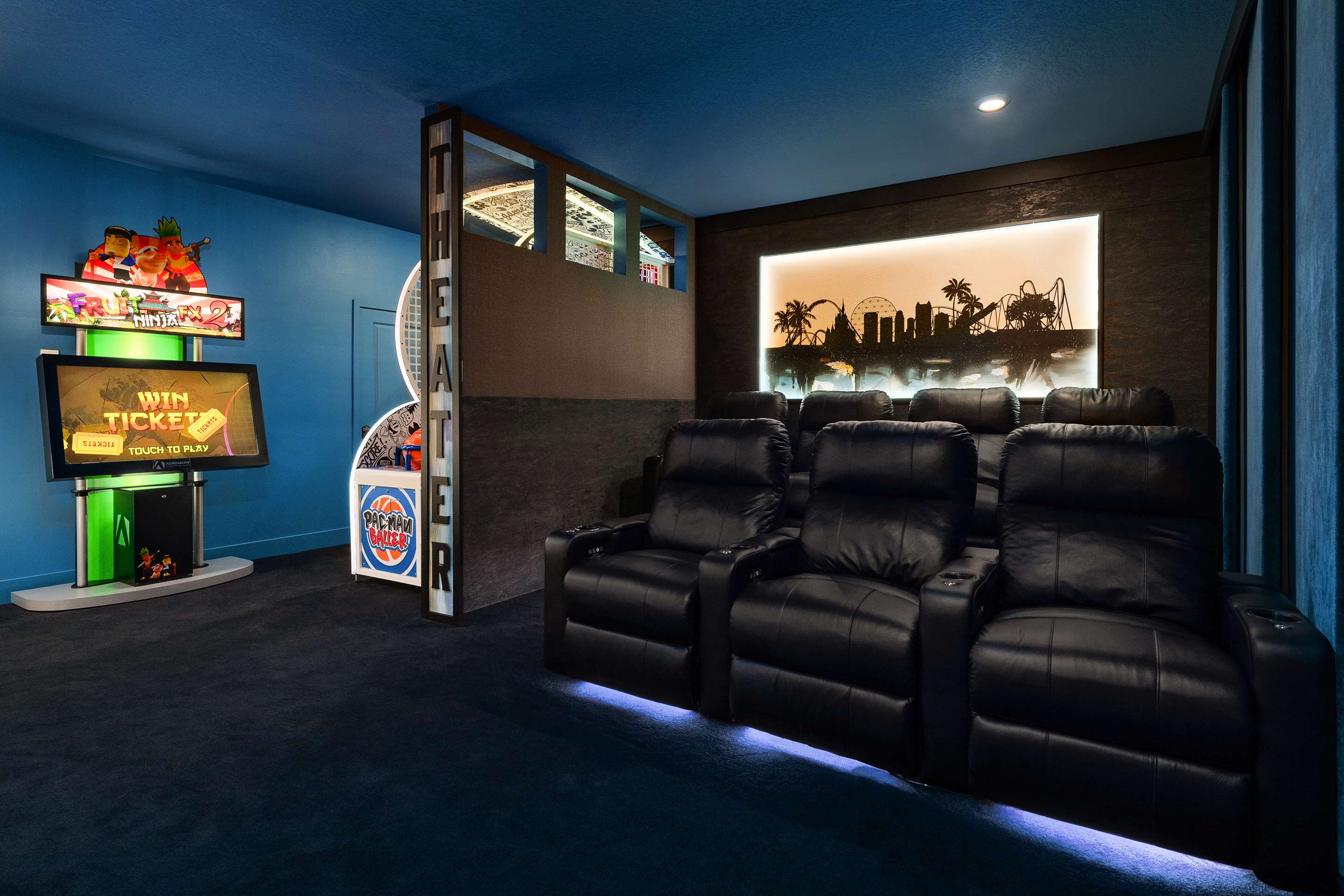VORBF Theater and Arcade | Villatel Orlando Resort