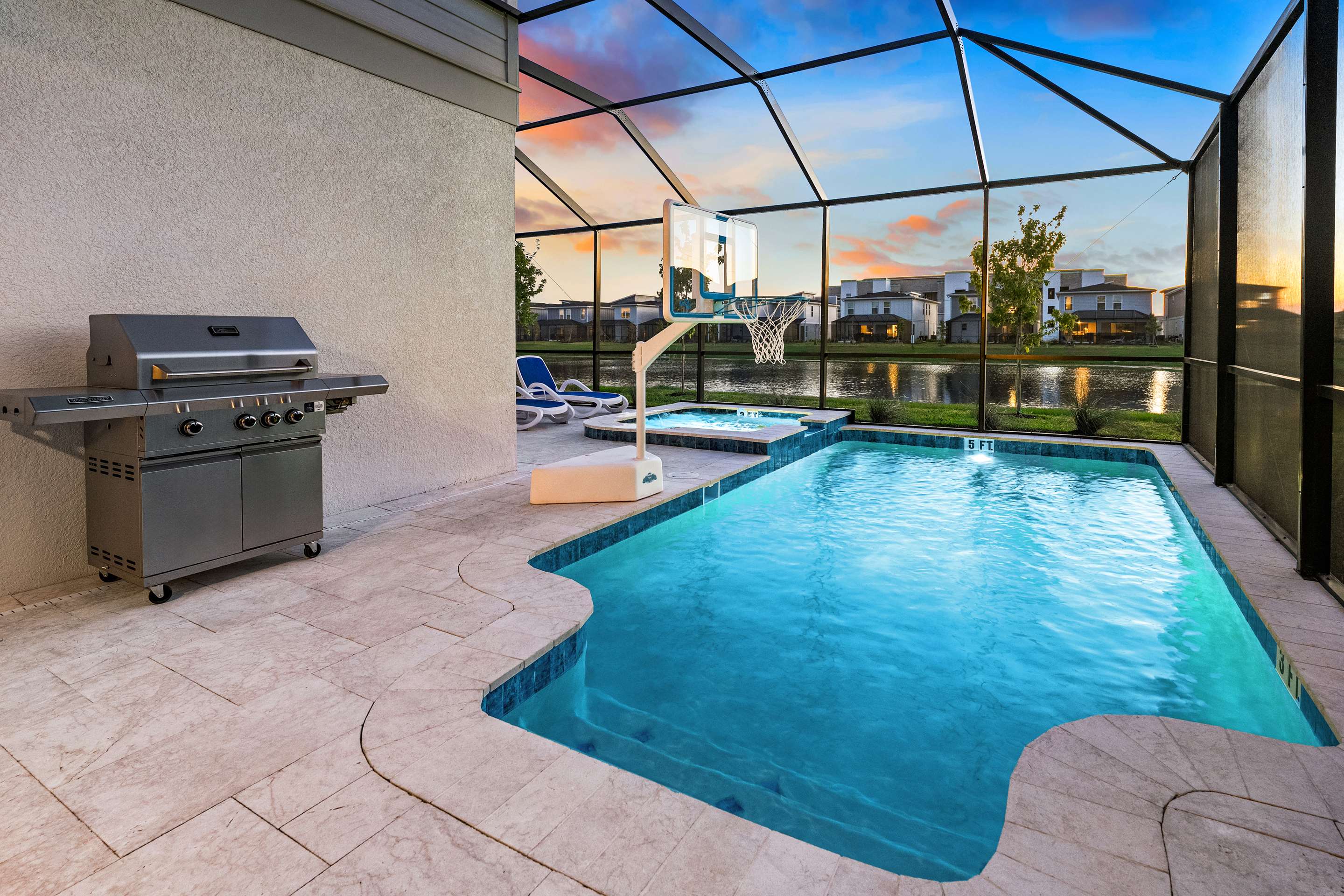 VORBA Swimming Pool | Villatel Orlando Resort