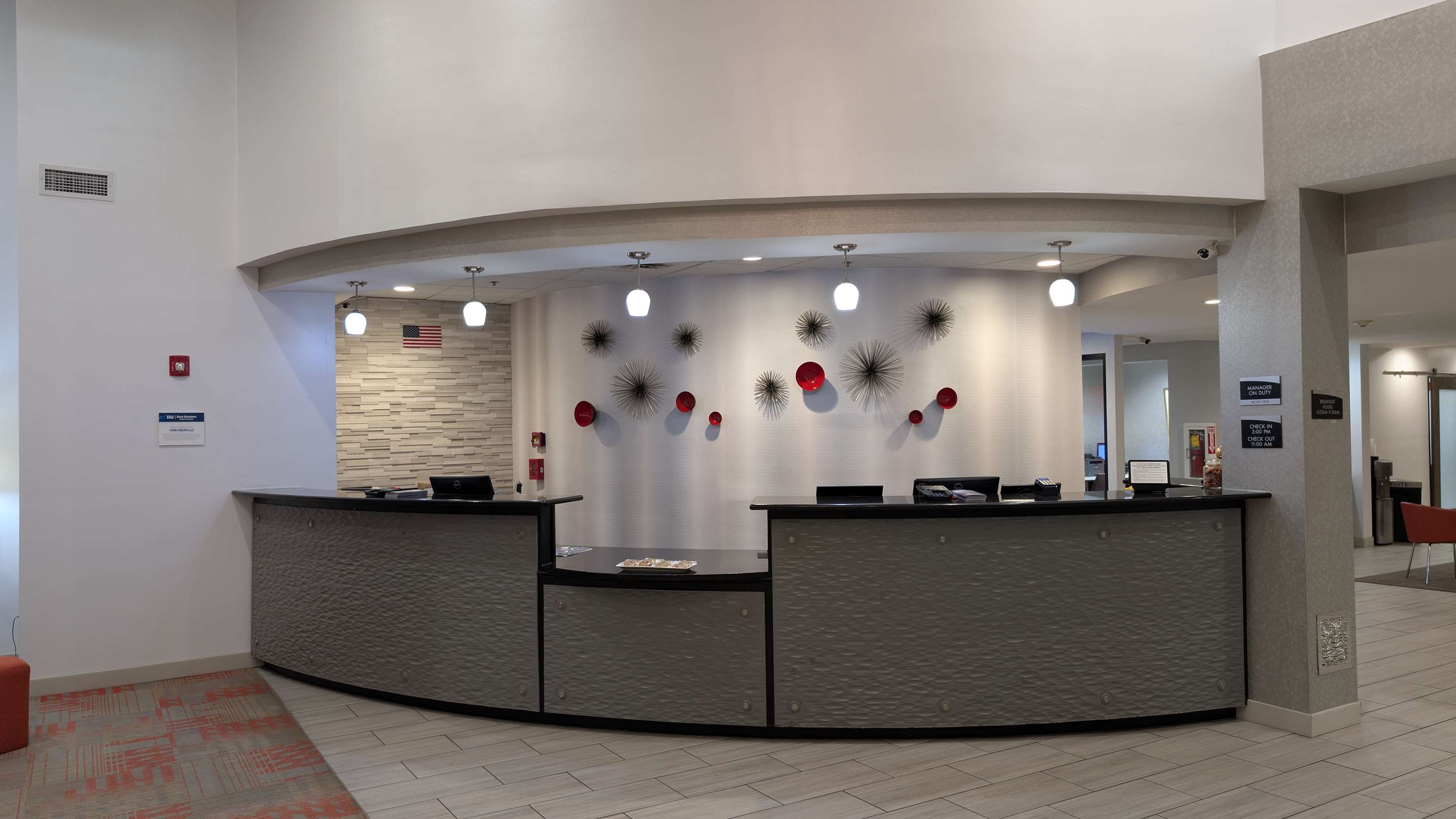 SE Columbus FrontDesk