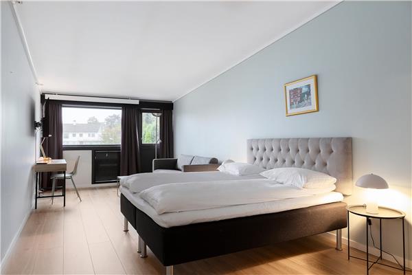 1 Double Bed, Non-Smoking, Family Room, Work Desk, Wi-Fi, Full Breakfast