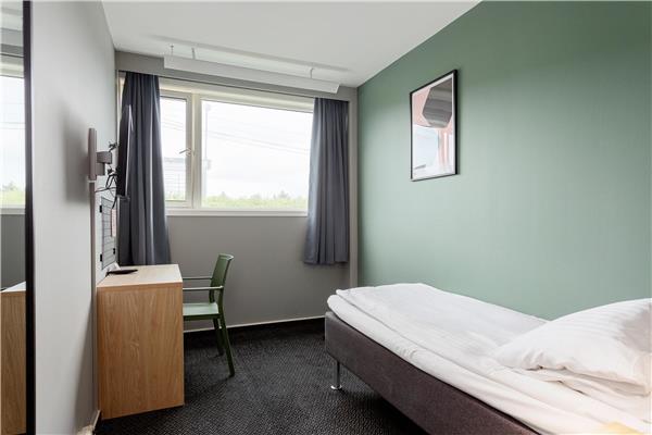 1 Single Bed, Non-Smoking, Economy Room, Work Desk, Wi-Fi, Full Breakfast