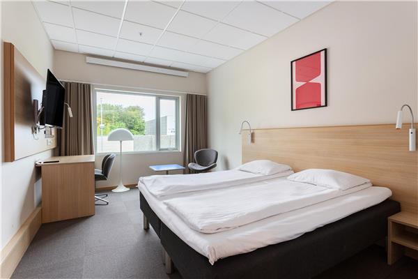 1 Double Bed, Non-Smoking, Economy Room, Work Desk, Wi-Fi, Full Breakfast