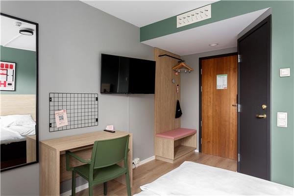 1 Single Bed, Non-Smoking, Standard Room, Work Desk, Wi-Fi, Full Breakfast