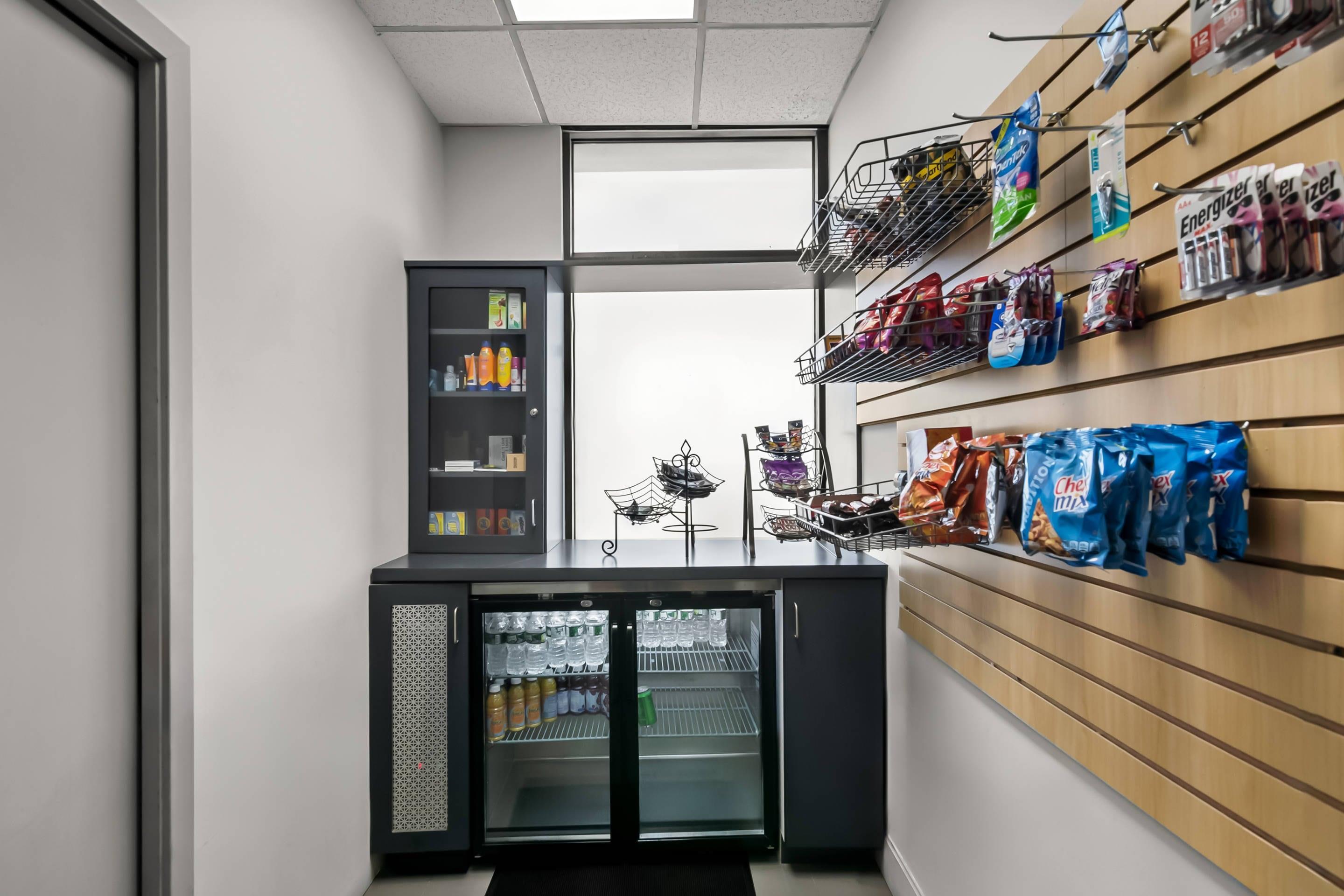 Hotel marketplace | Clarion Inn North Haven - New Haven North