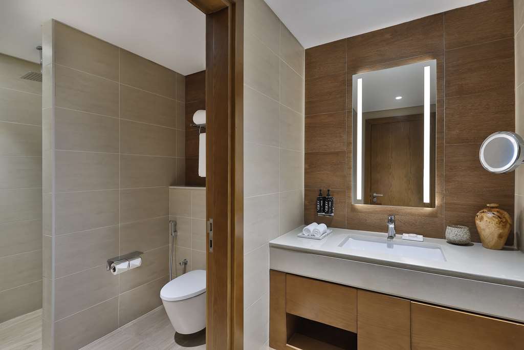 DUSITD2 JABAL AKHDAR-guestroom-Guest Room,Suite,On-Site.jpg