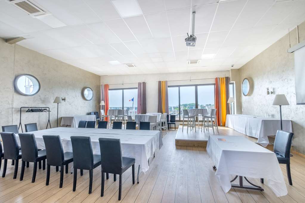 LES VOILES DU GRAND LARGE HOTEL SPA-guestroom-Guest Room,On-Site.jpg