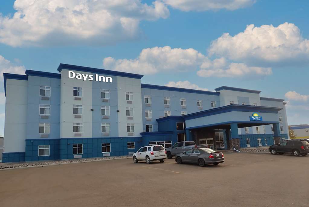 Days Inn & Suites Fort Saskatchewan