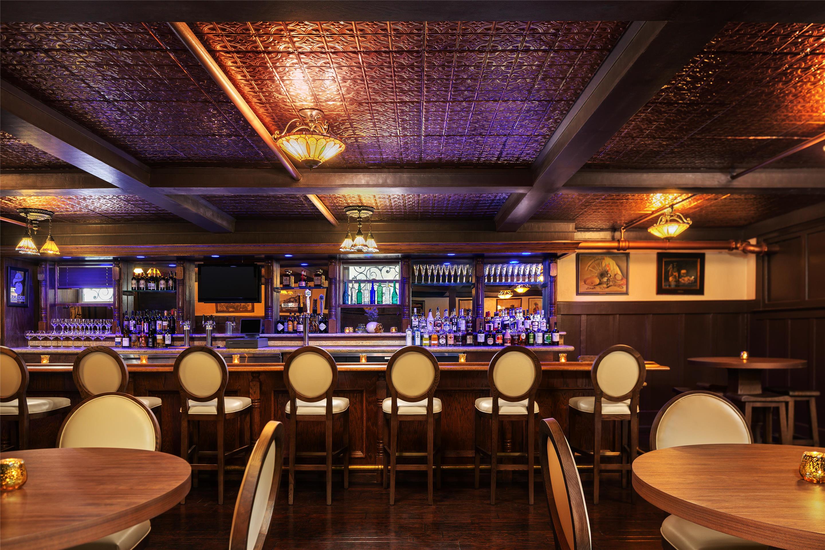 BarLounge | National Hotel Jackson, Tapestry Collection by Hilton