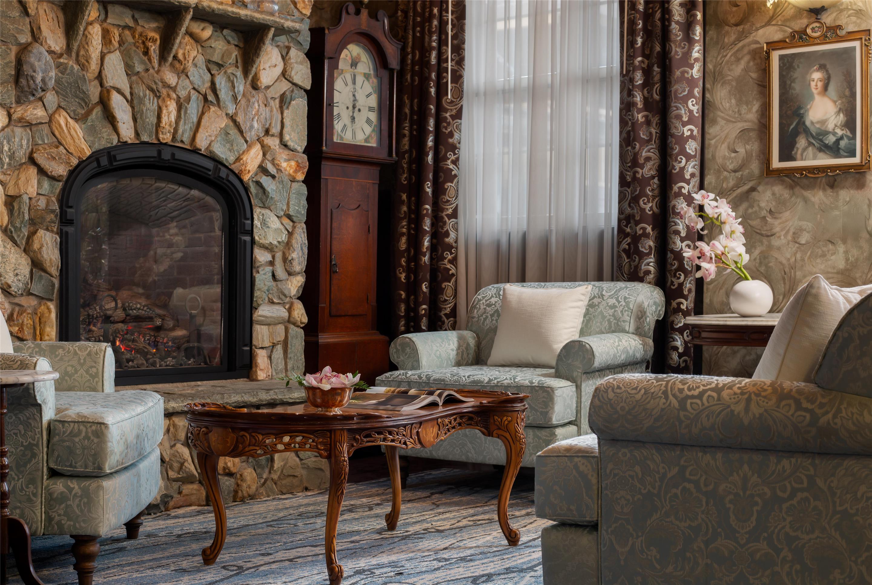 Lobby | National Hotel Jackson, Tapestry Collection by Hilton