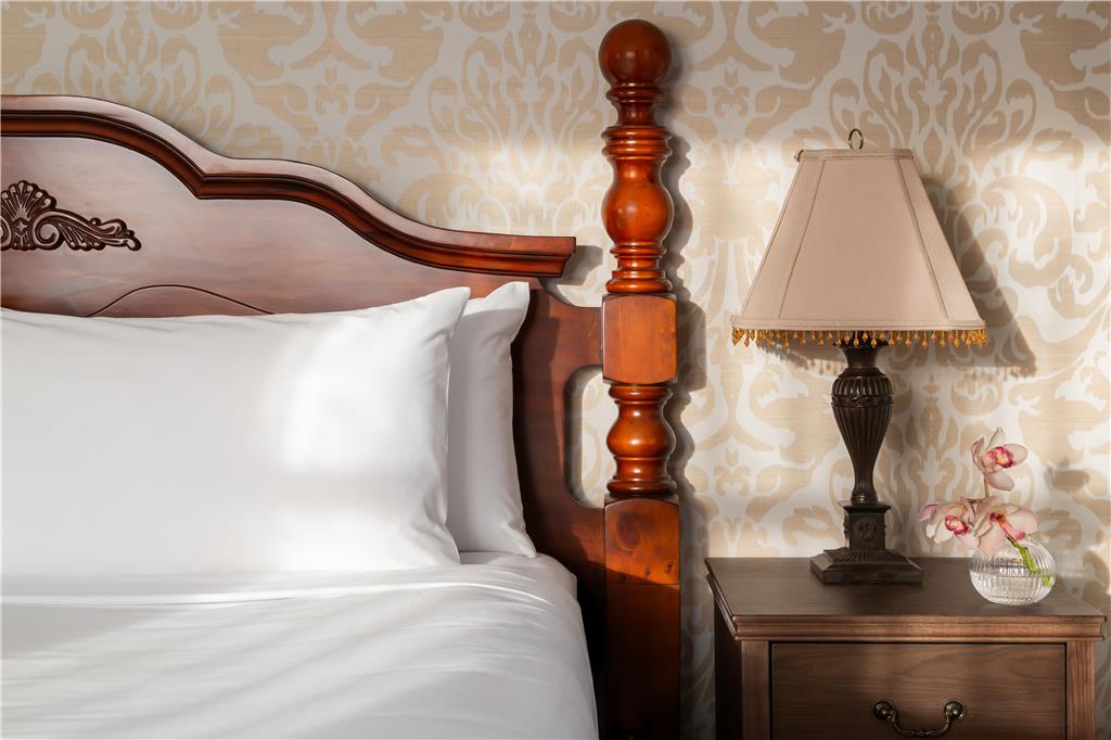 NATIONAL HOTEL JACKSON, TAPESTRY-guestroom-Guest Room,On-Site.jpg