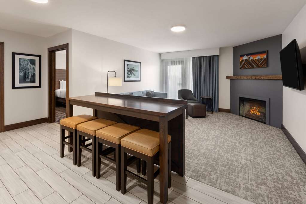 CORDUROY INN AND LODGE TRADEMARK CO-guestroom-Guest Room,On-Site.jpg