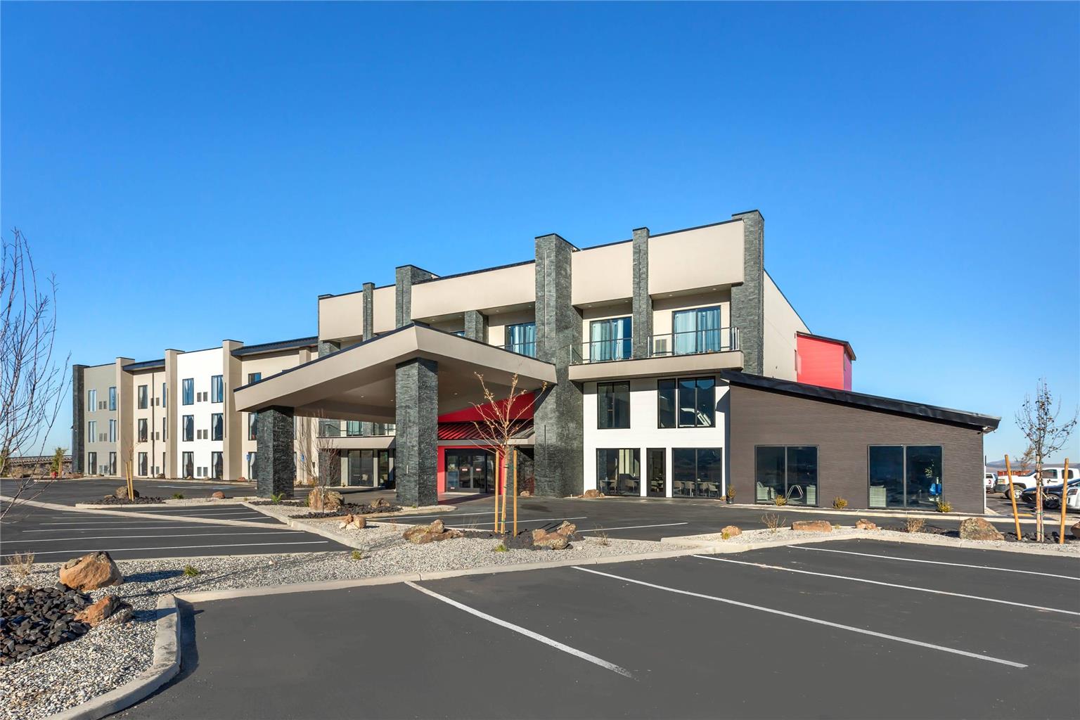 The Valor Hotel