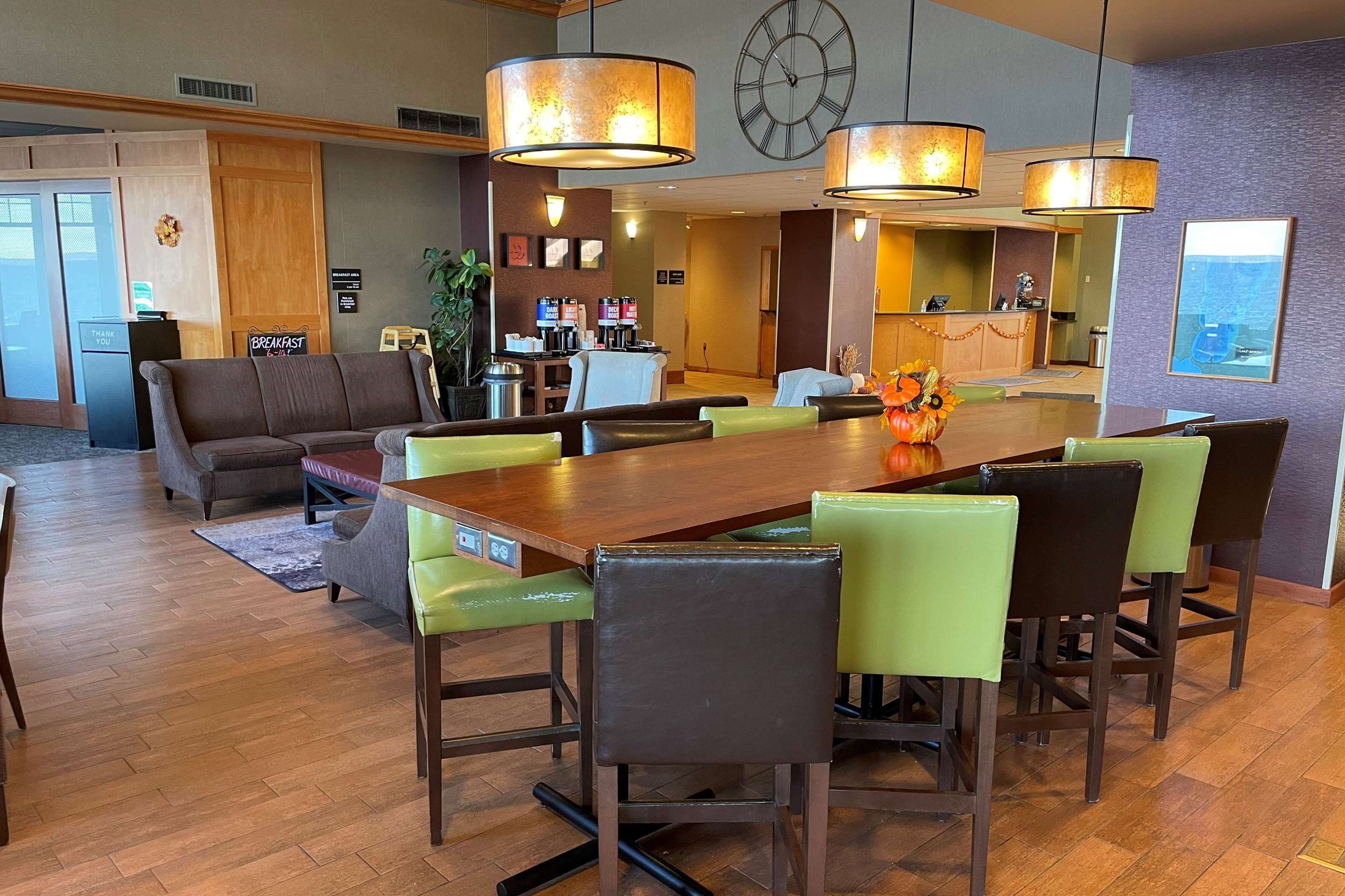 Lobby | SouthShore Hotel on Lake Bemidji, Trademark Coll by Wyndham
