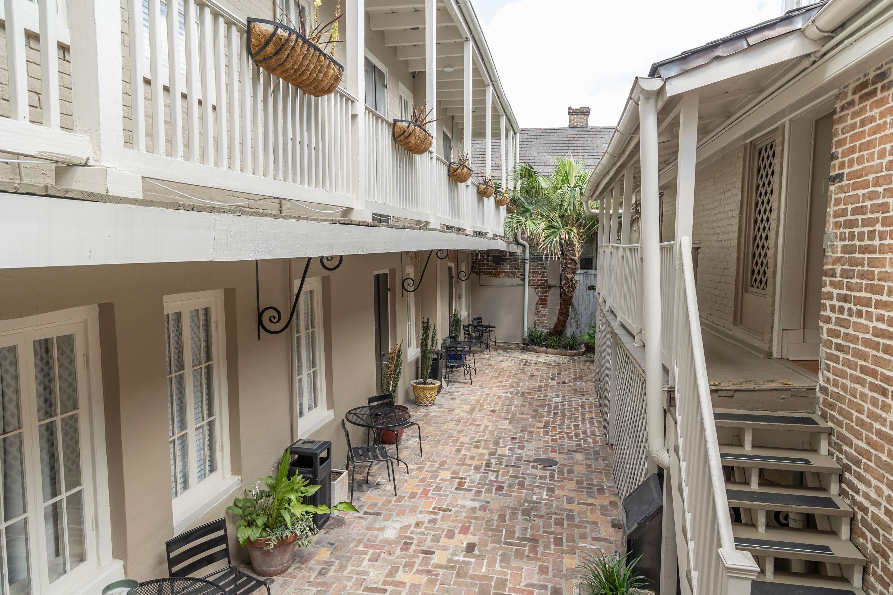 Courtyard | Inn on Ursulines