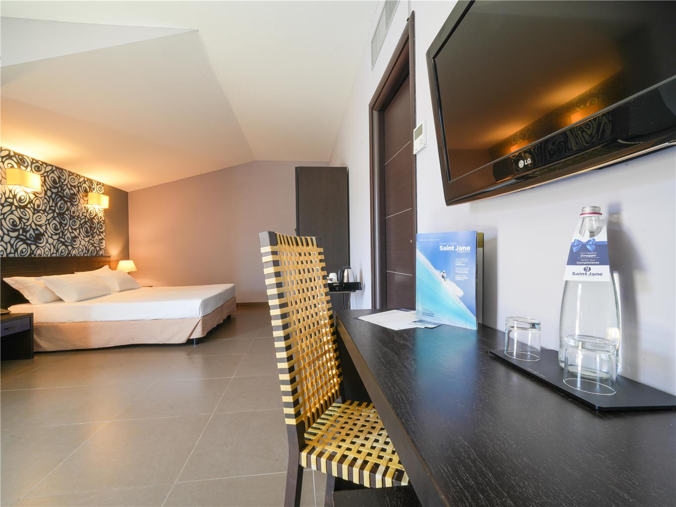 Le Dune Resort, BW Signature Collection-guestroom-Guest Room,On-Site.jpg