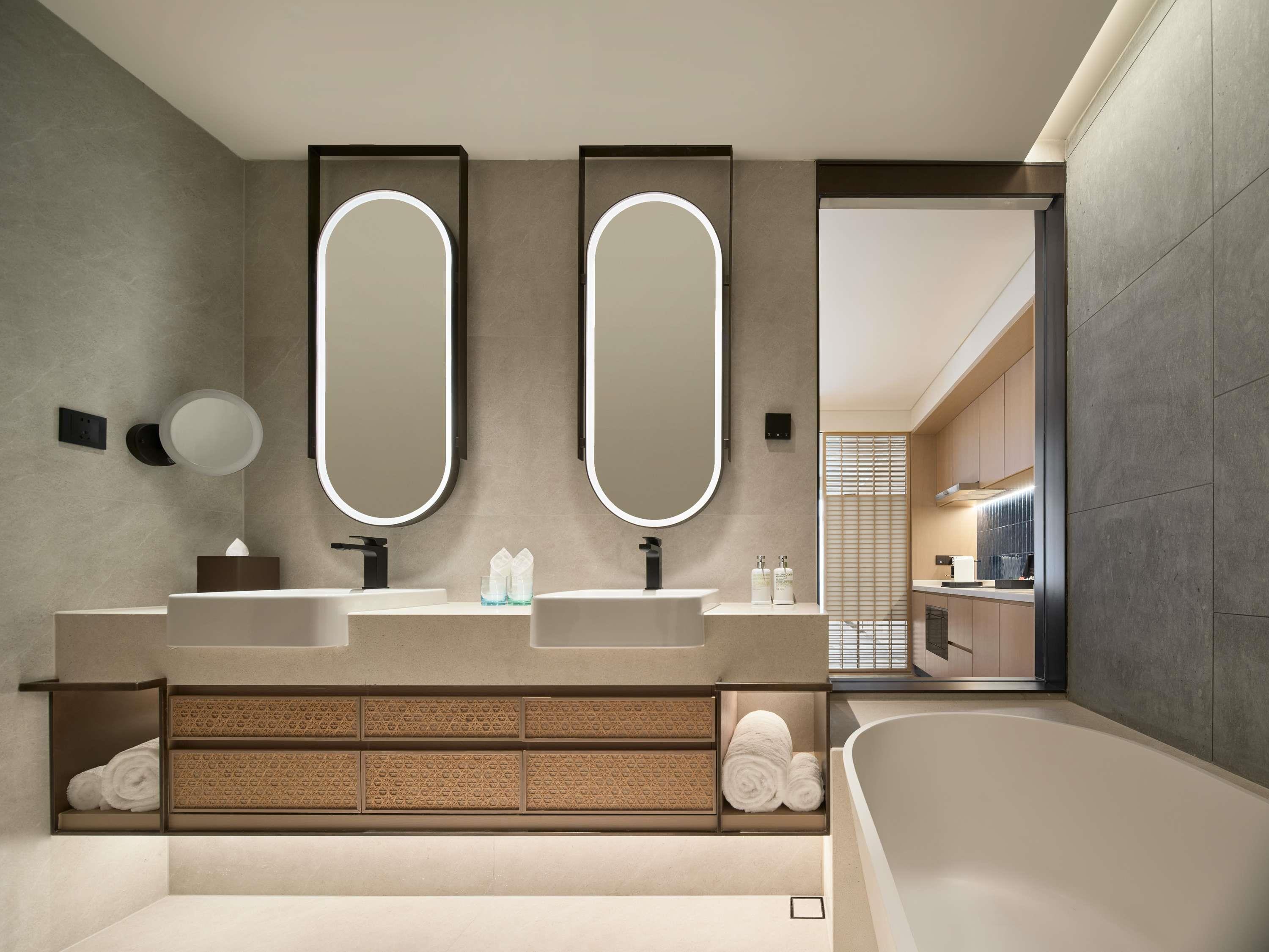 Ming Hotel Nanjing - MGallery Collection Room Type - Junior Suite, 1 King Bed