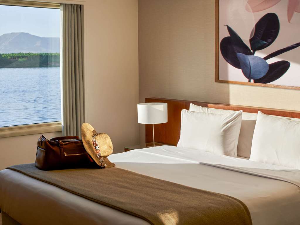 Mövenpick M/S The Royal Lotus (Opening December 2024)-guestroom-Guest Room,On-Site.jpg