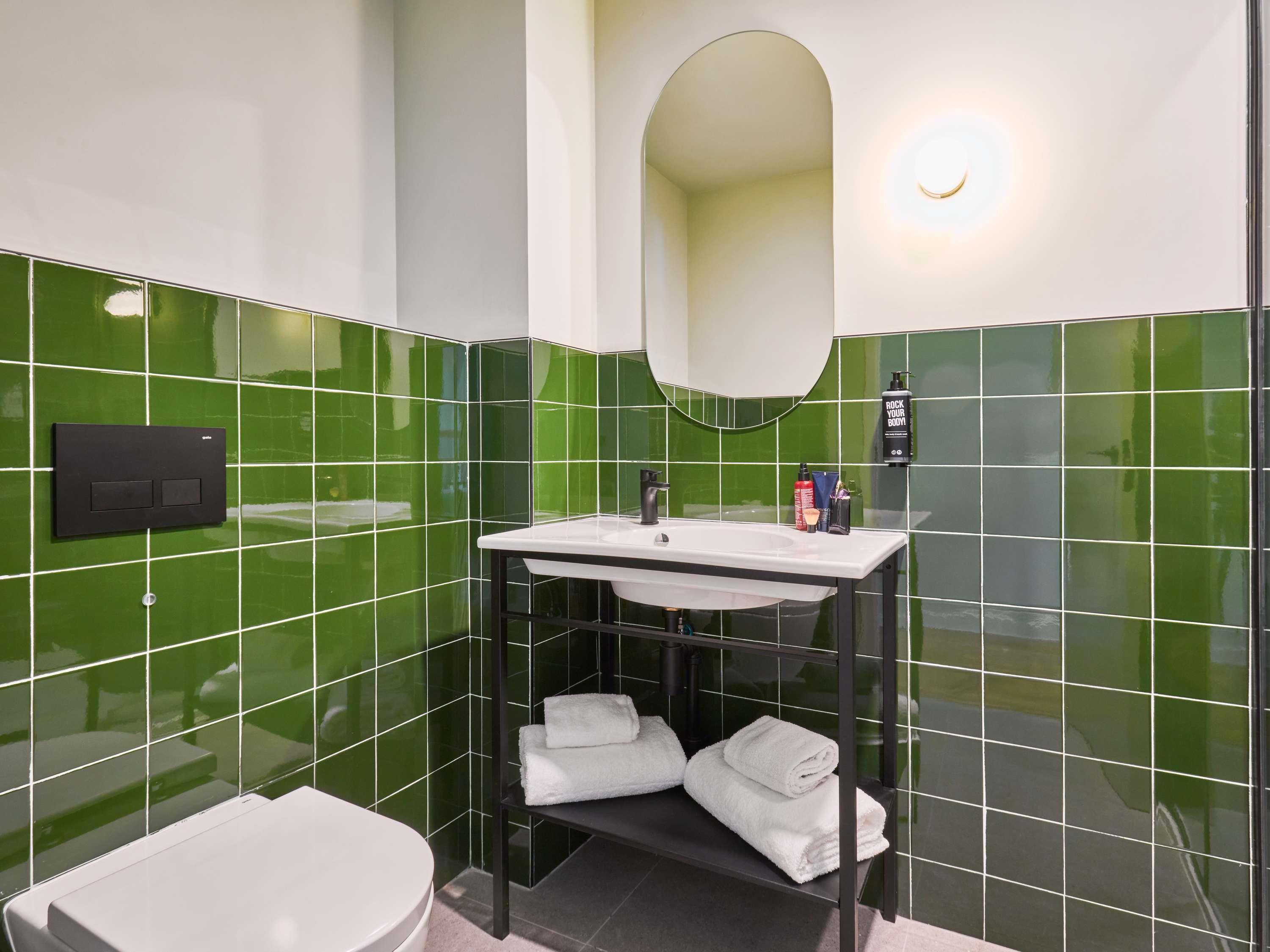 ibis Styles Madrid Airport Valdebebas Room Type - Standard room with two single beds
