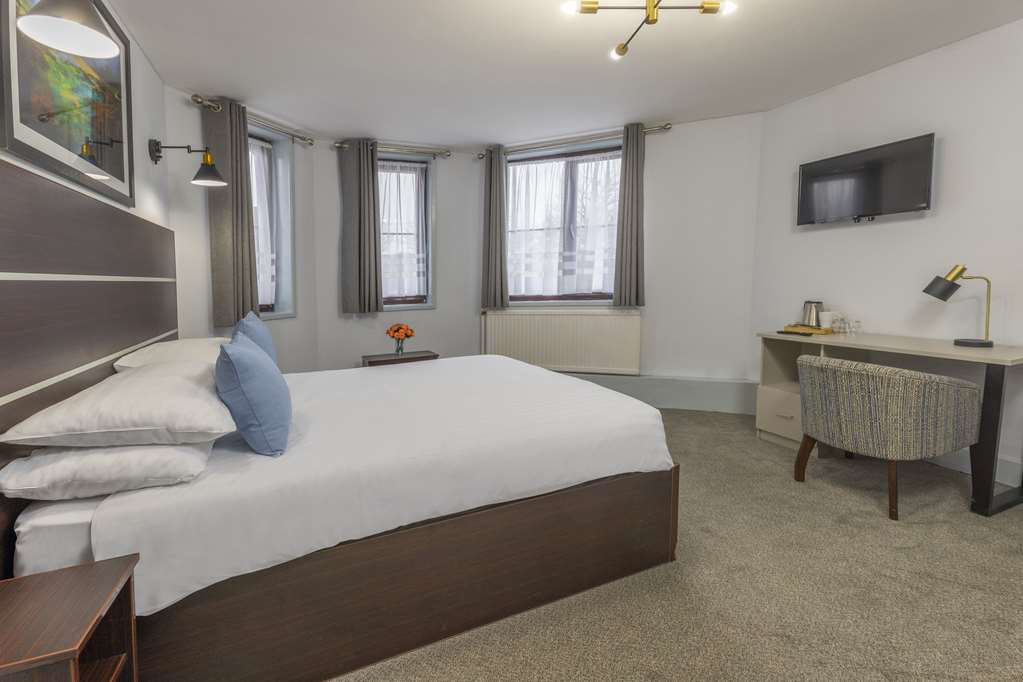 Best Western Ebbw Vale-guestroom-Guest Room,On-Site.jpg