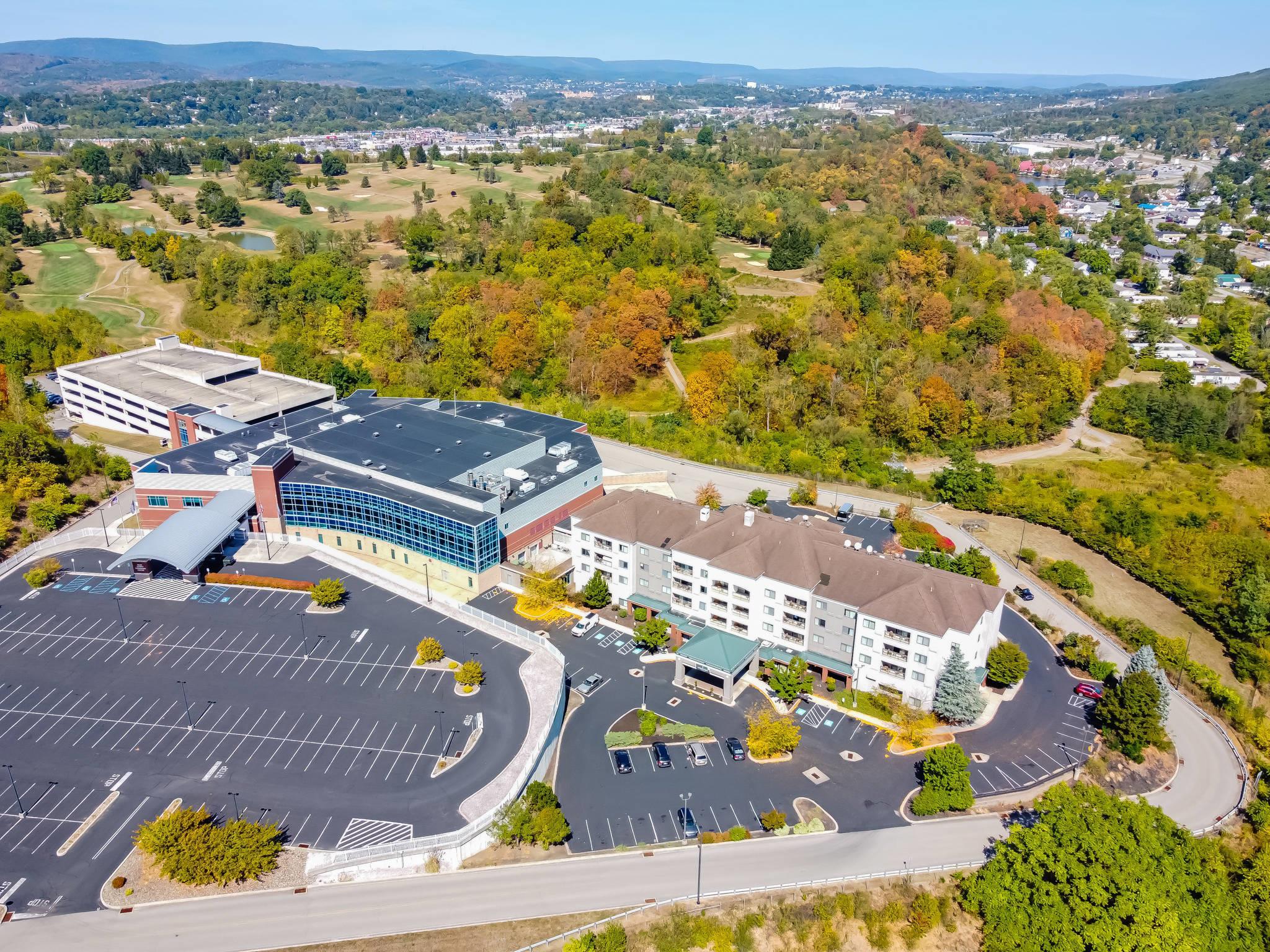 Aerial View | Country Inn & Suites by Radisson, Convention Center
