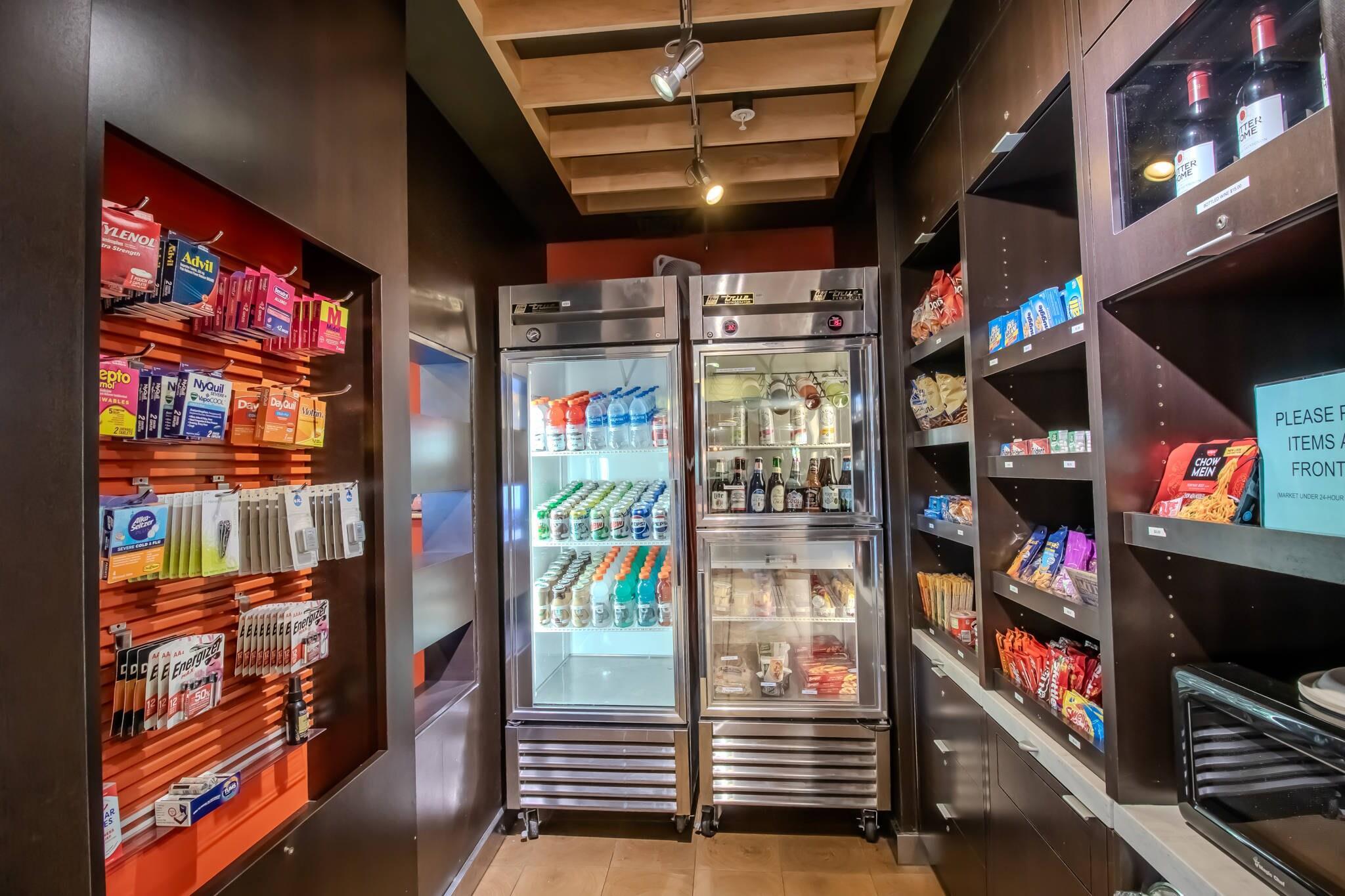 Hotel marketplace | Country Inn & Suites by Radisson, Convention Center