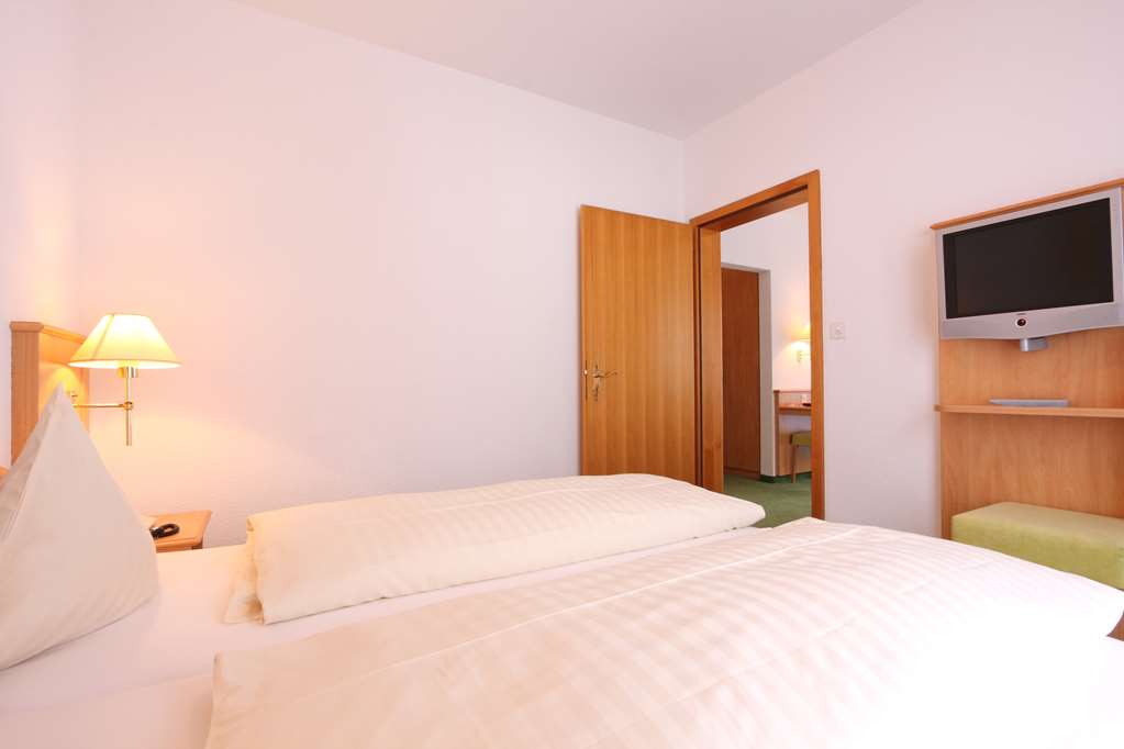 BERNERHOF SWISS QUALITY HOTEL-guestroom-Guest Room,Suite,On-Site.jpg