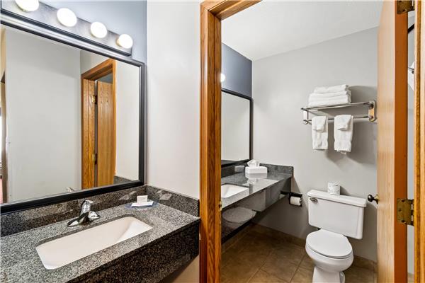 Guest Room,Bathroom,On-Site