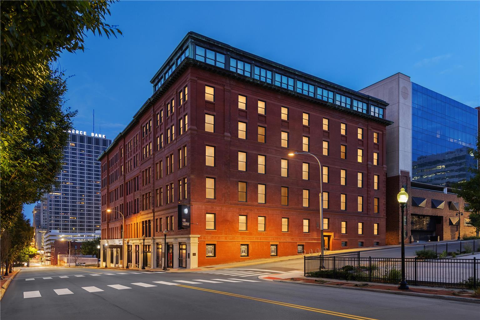 Hotel Savoy Kansas City, Tapestry