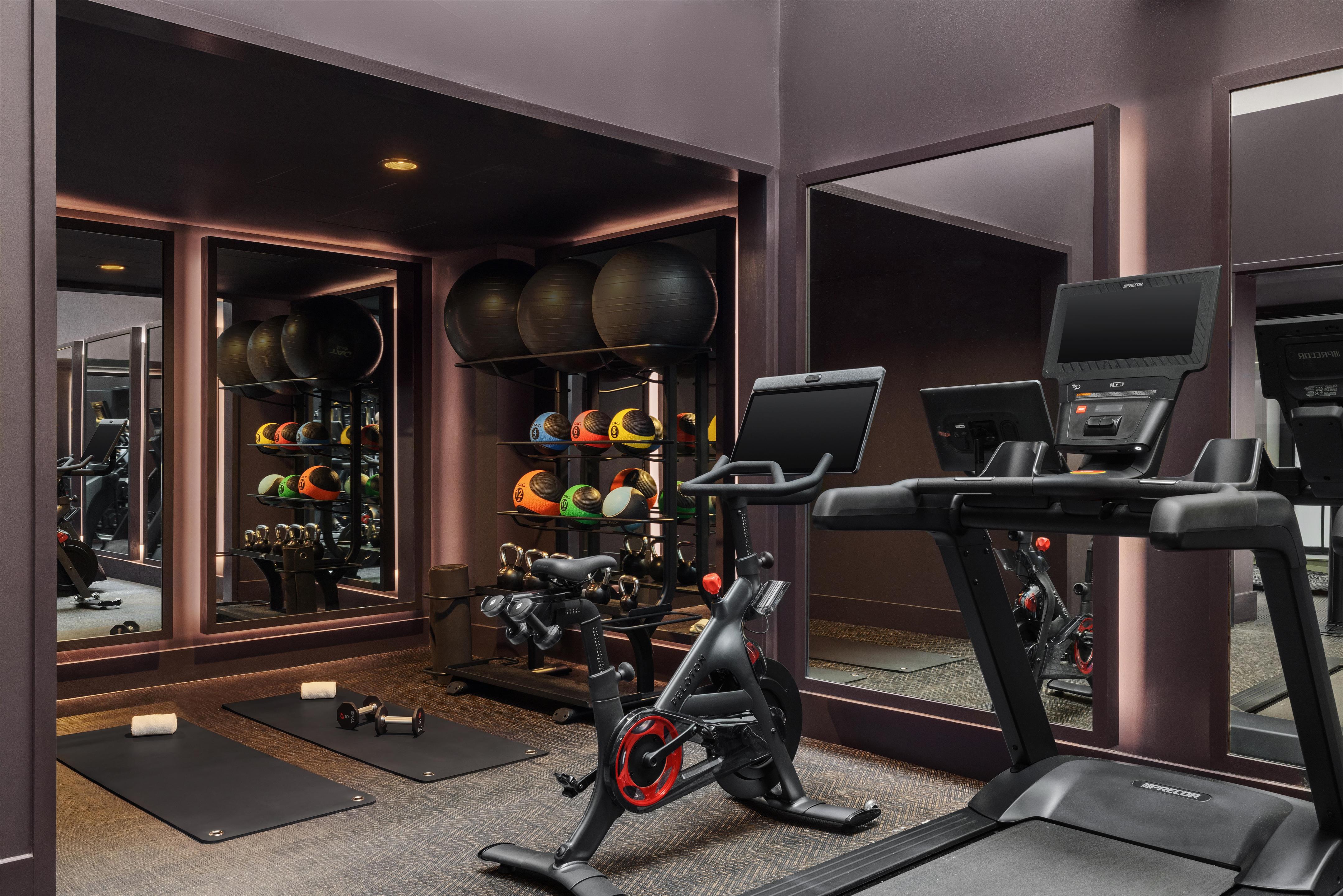 Health club fitness center gym | Hotel Savoy Kansas City, Tapestry Collection by Hilton