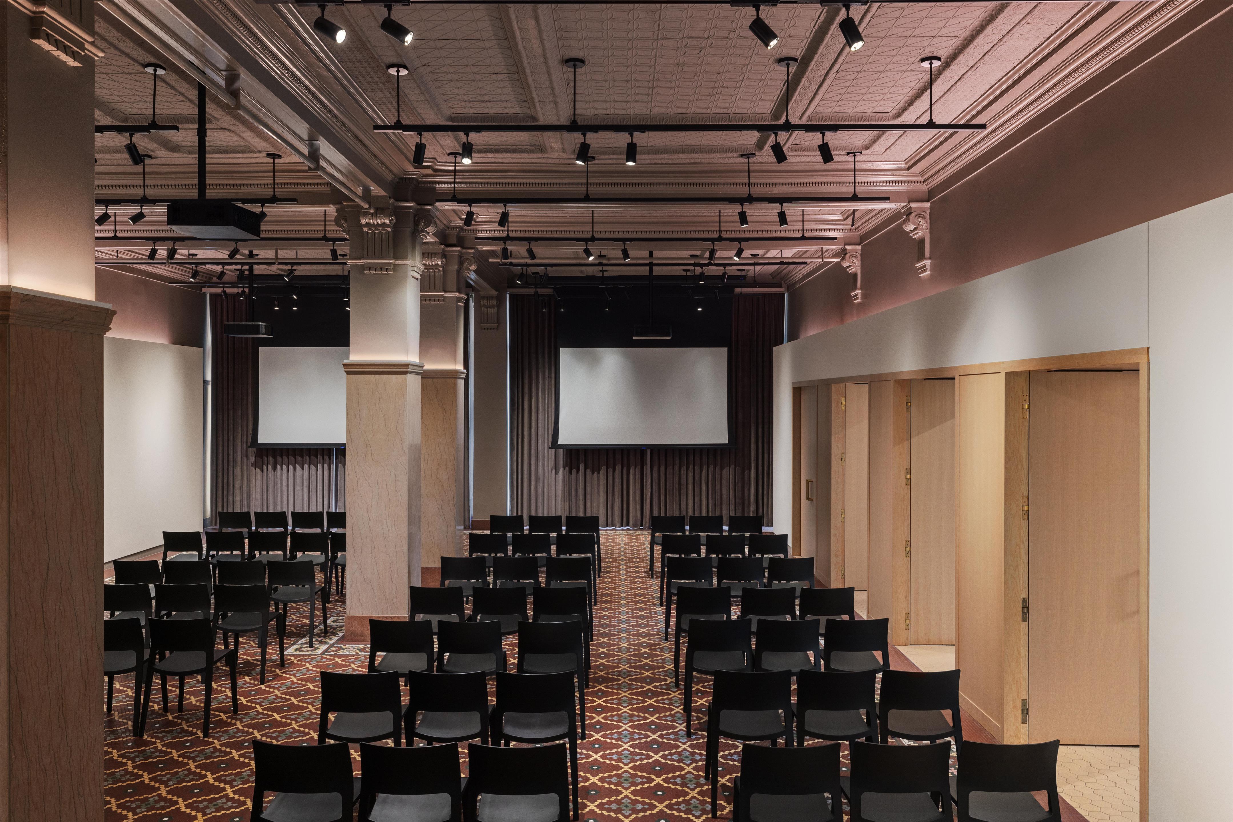 Meeting Room | Hotel Savoy Kansas City, Tapestry Collection by Hilton
