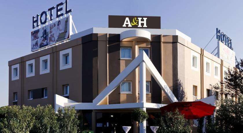 A & H Privilege Hotel