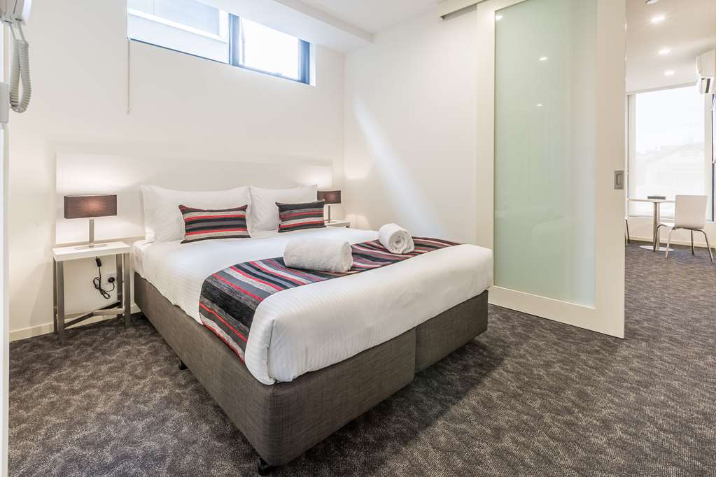 COMFORT APARTMENTS BOX HILL-guestroom-Guest Room,On-Site.jpg