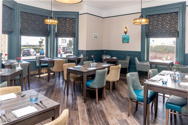 Dining,Dining Area,Restaurant,On-Site