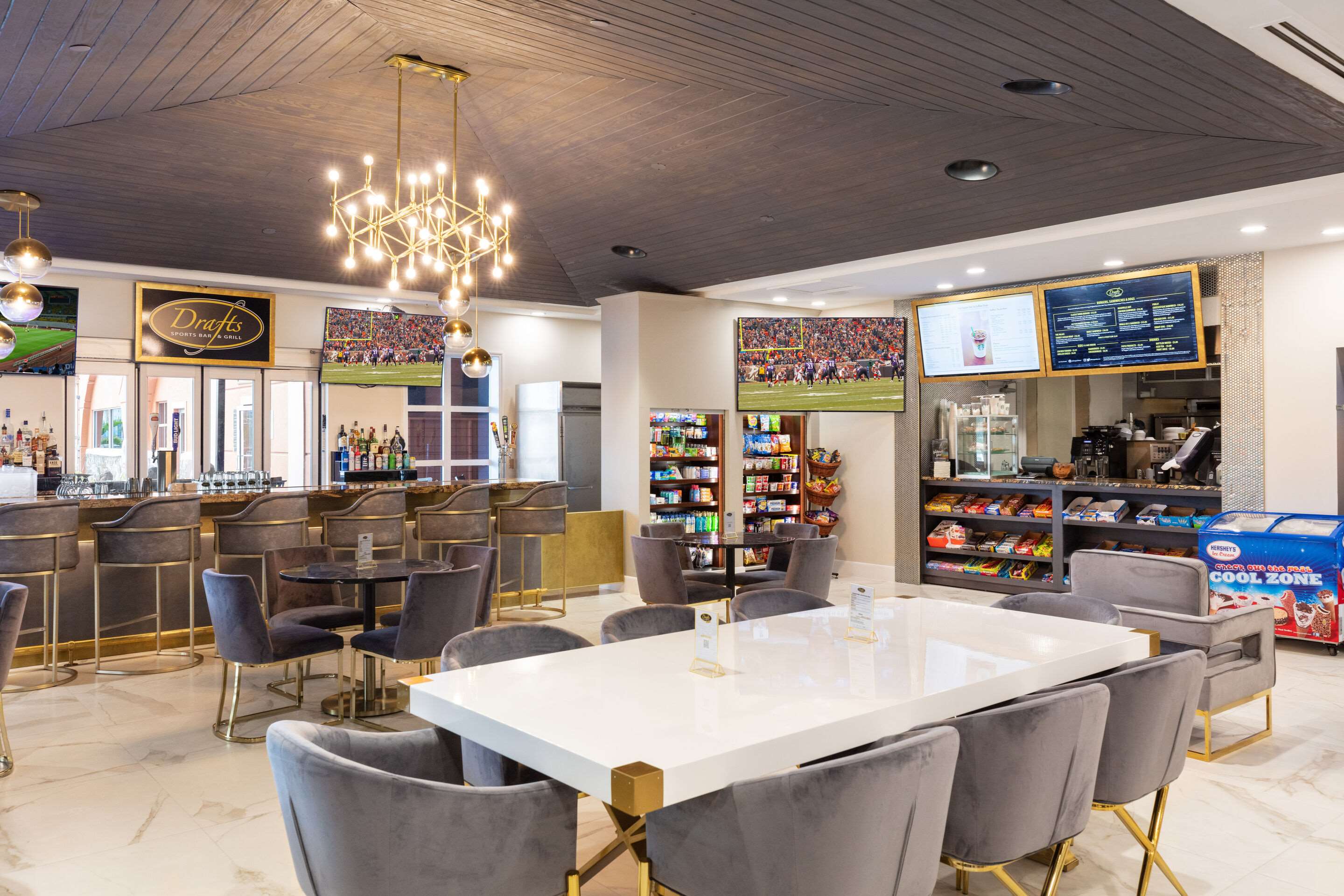 On-site restaurant | Westgate Palace Hotel / Universal / I-Drive