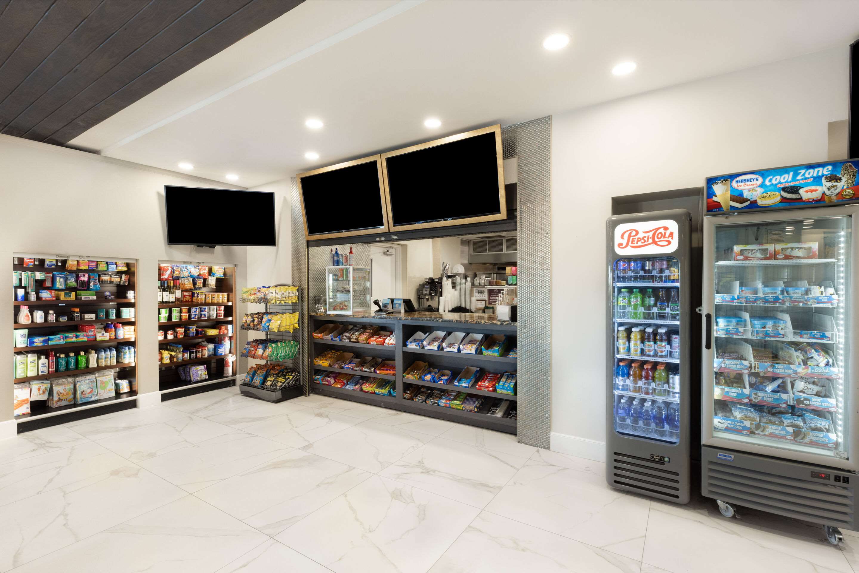 Market and Starbucks | Westgate Palace Hotel / Universal / I-Drive