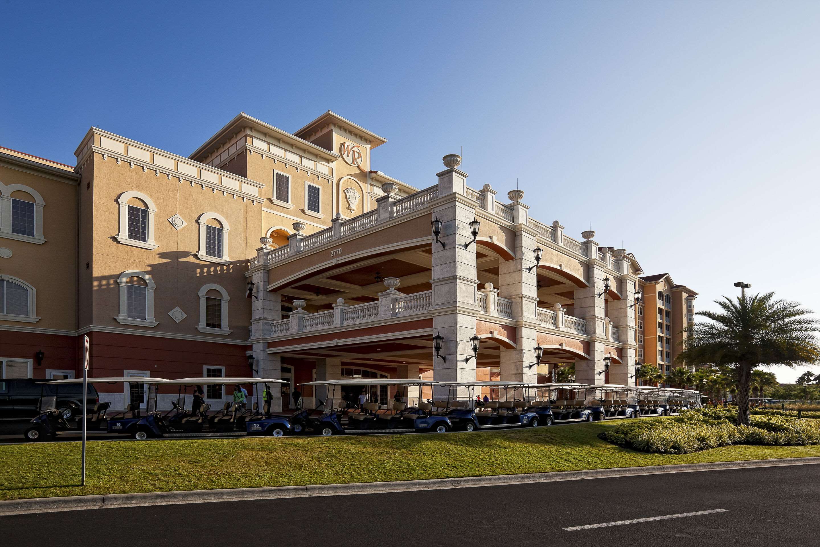 Hotel exterior | Westgate Town Center Resort & Spa