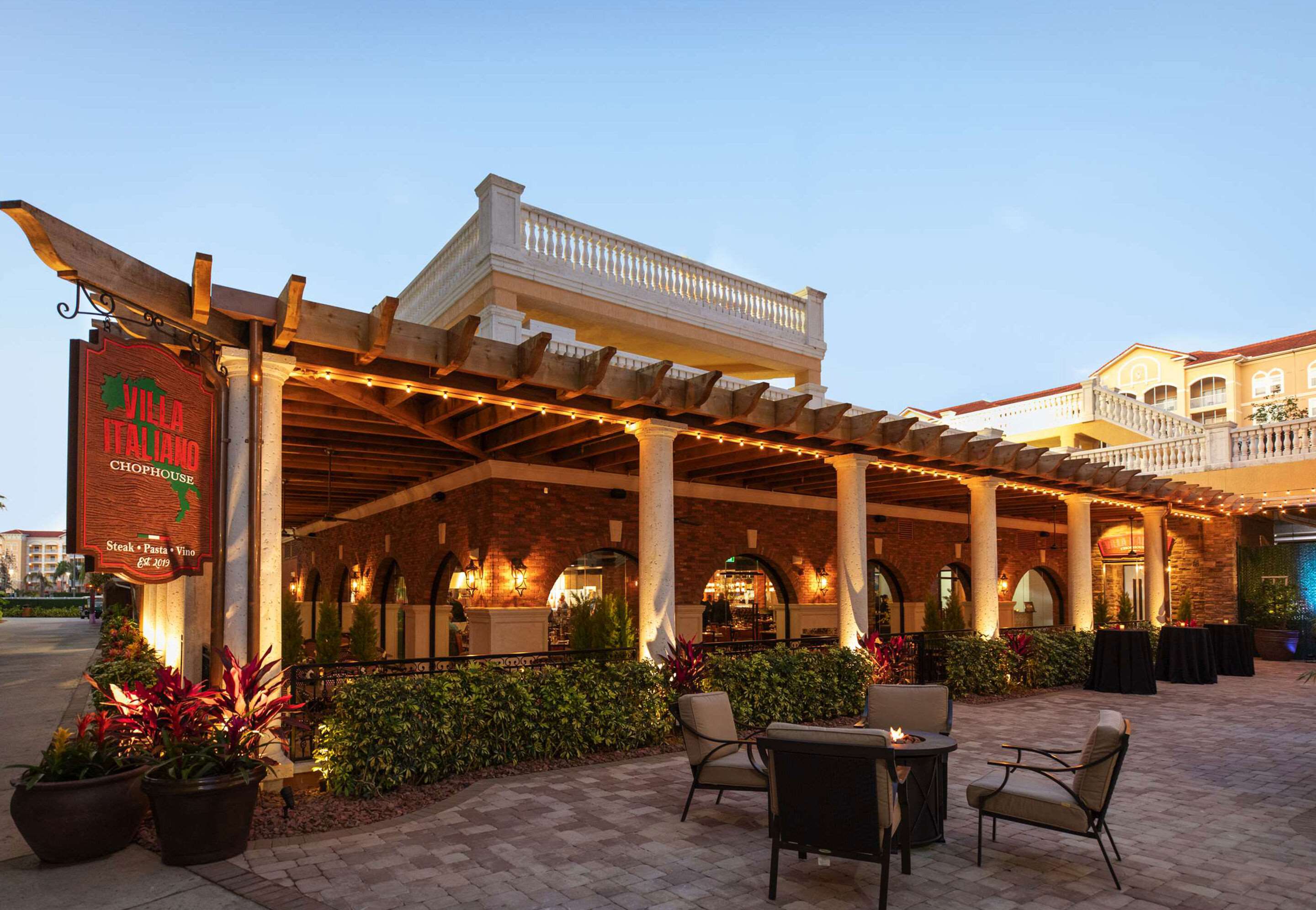 Villa Italiano Restaurant Exterior | Westgate Town Center Resort & Spa