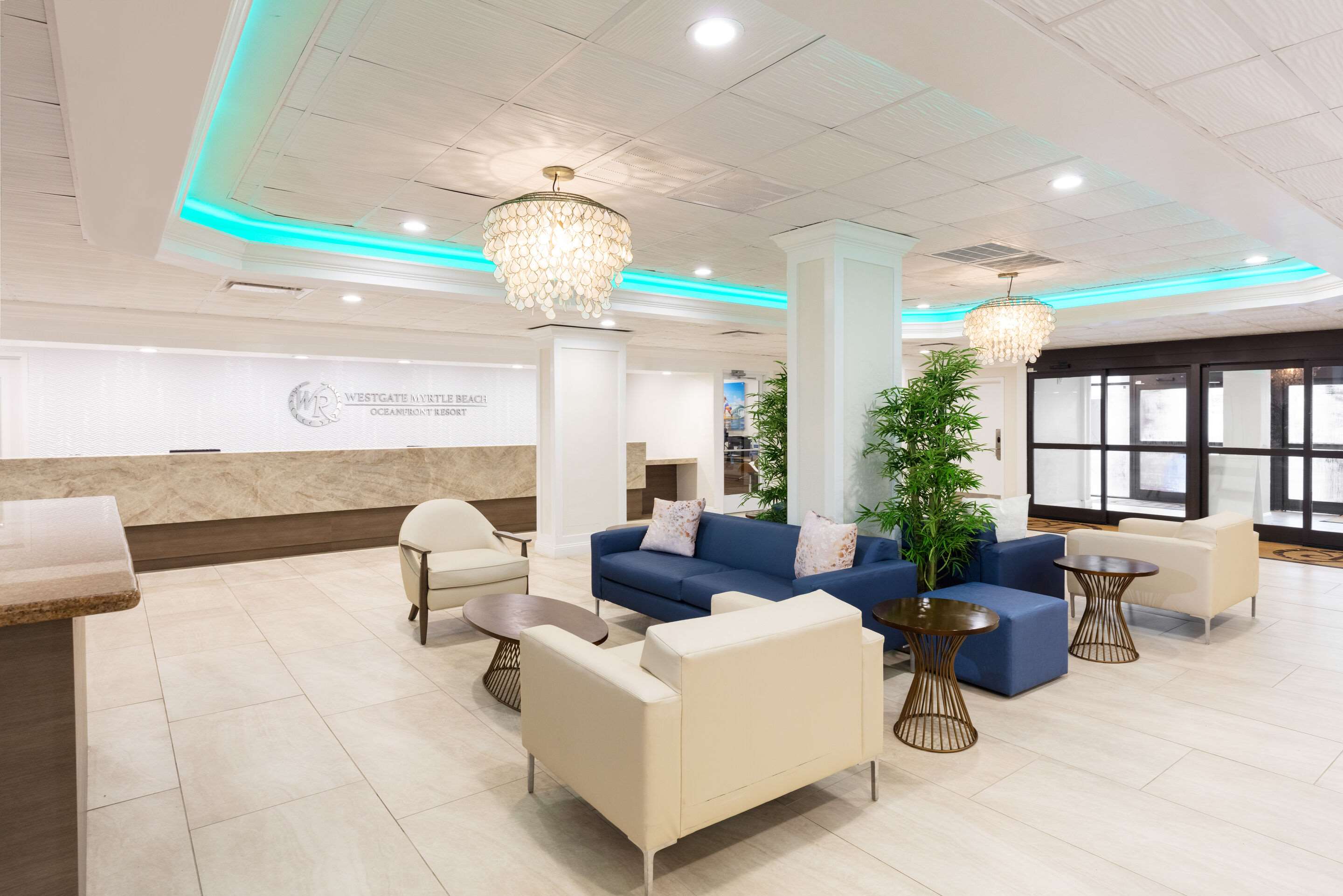 Hotel lobby | Sandy Beach Oceanfront Resort