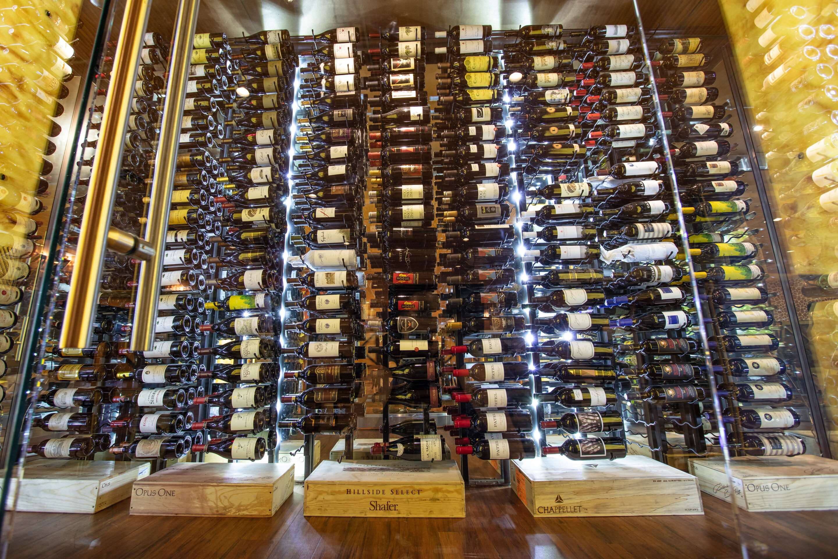 Edge Bar and Wine Rack | Westgate Park City Resort & Spa