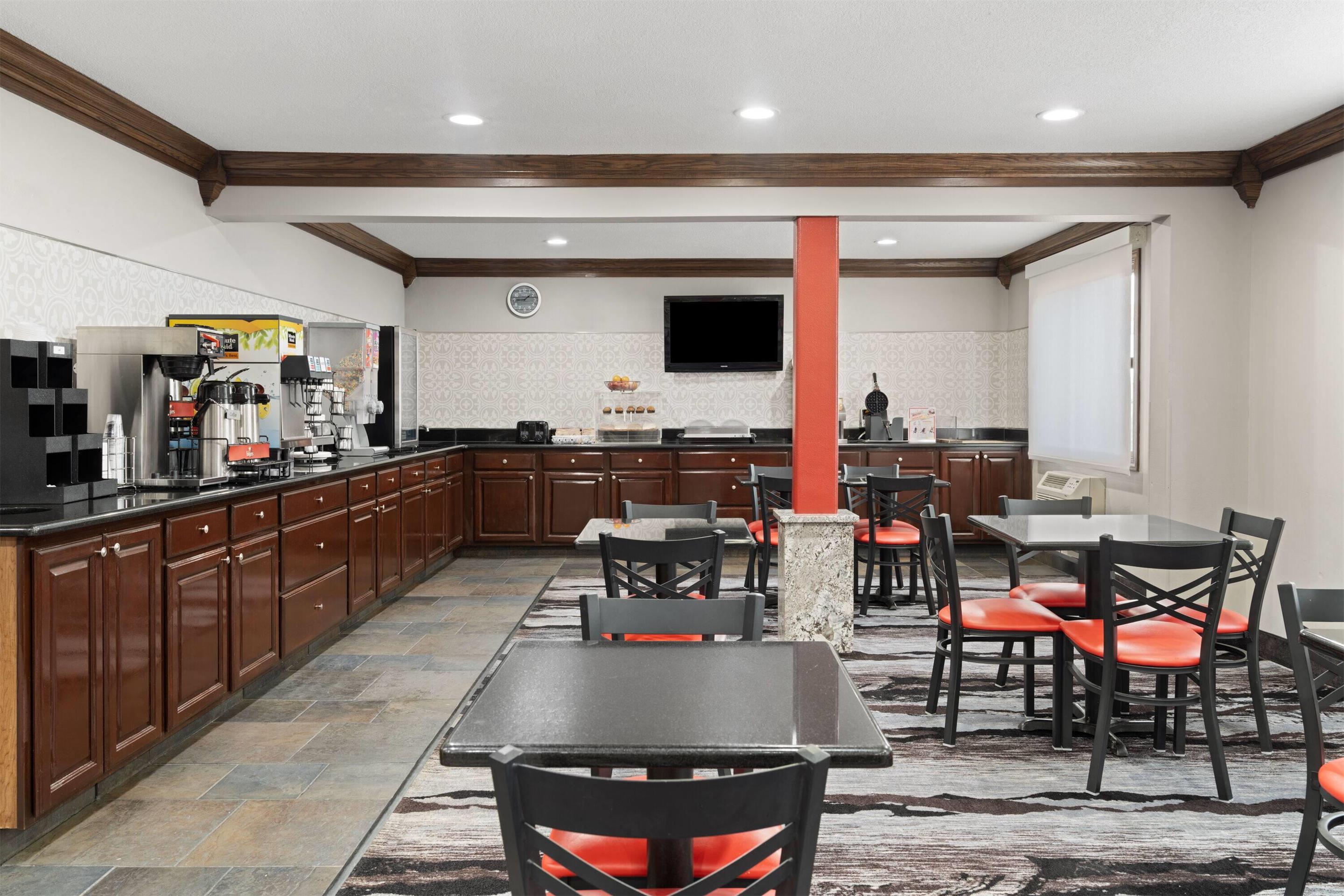 Property amenity | Ramada by Wyndham Cedar Rapids South