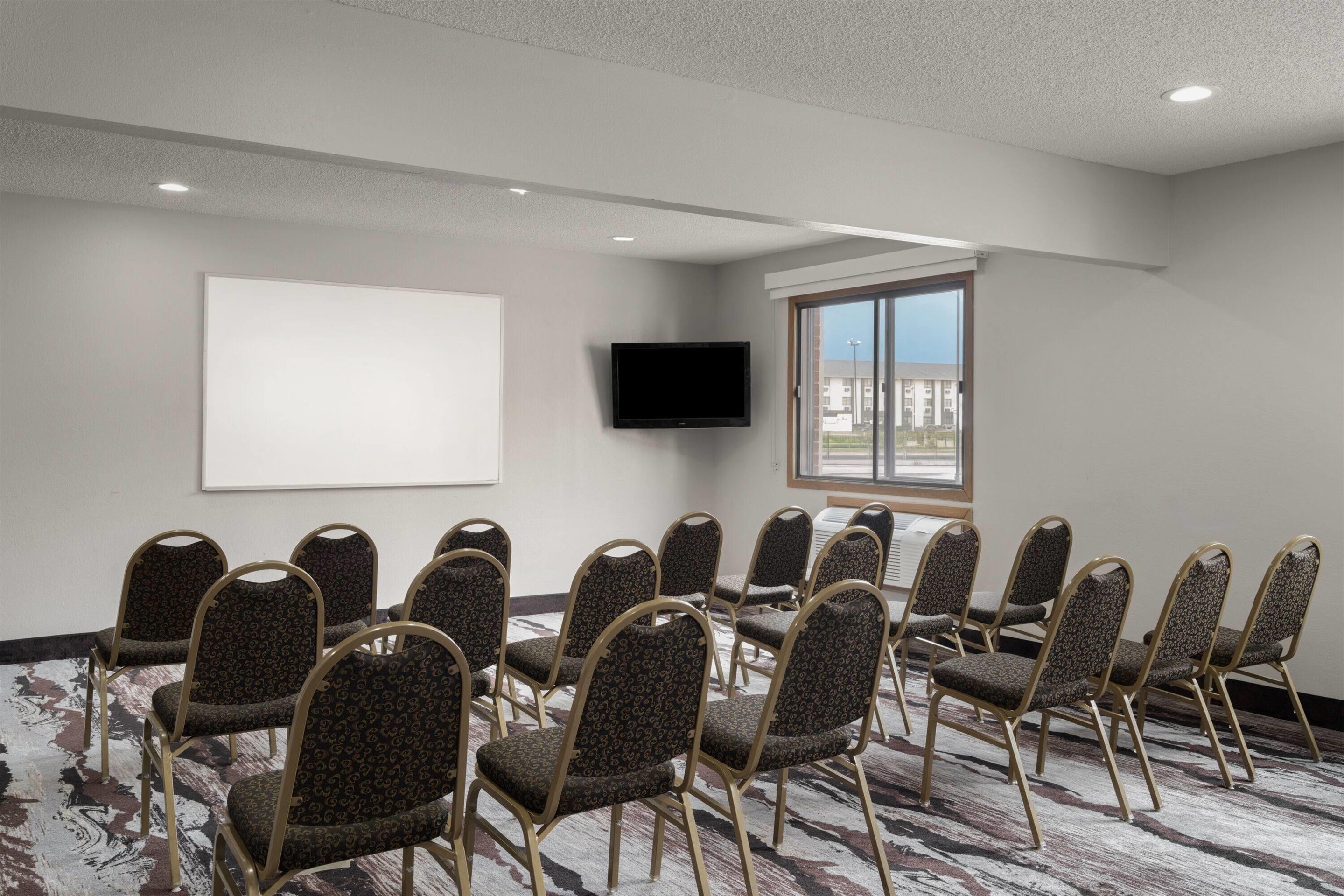 Meeting Room | Ramada by Wyndham Cedar Rapids South