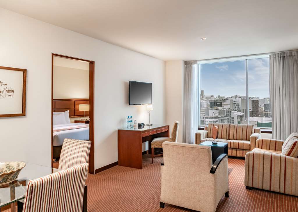 Casa Andina Premium Miraflores-guestroom-Guest Room,Suite,On-Site.jpg