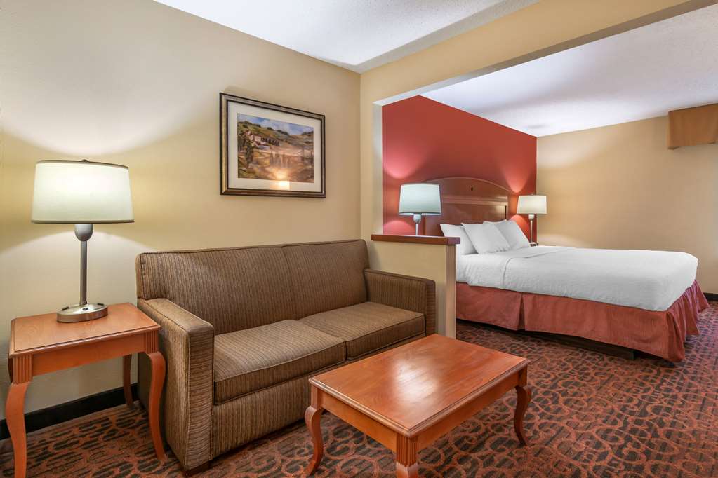 Best Western St. Louis Fairview Heights-guestroom-Guest Room,Suite,On-Site.jpg