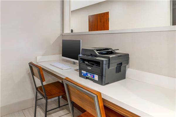 On-Site,Business/Events,Business Services/Center