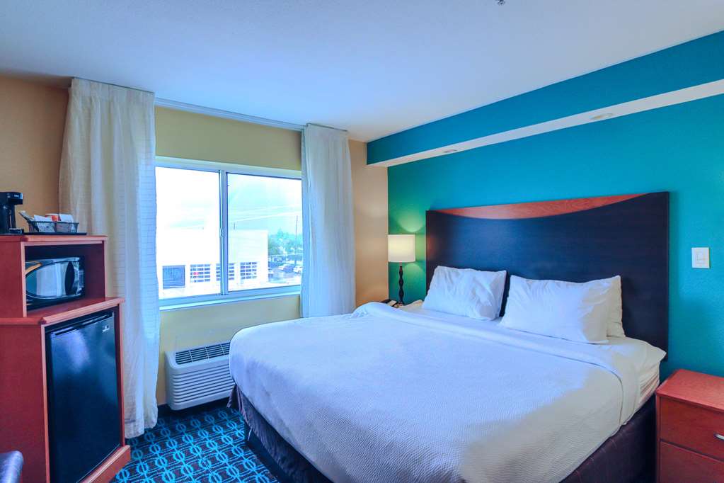 COMFORT INN AND SUITES HOUSTON, photo 5