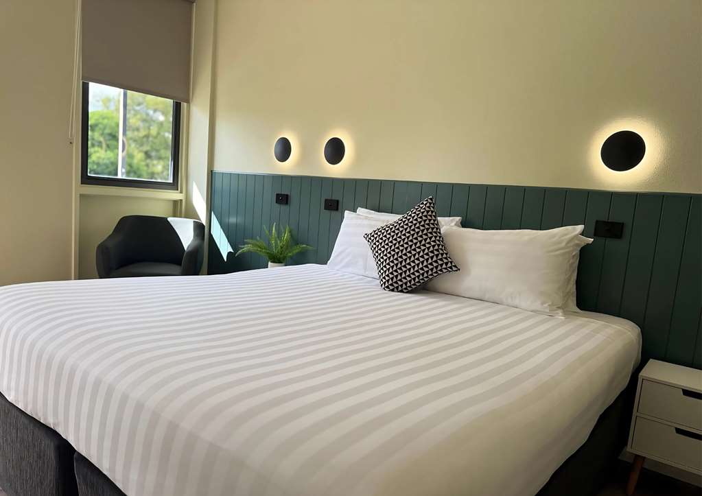 Darwin Poinciana Inn