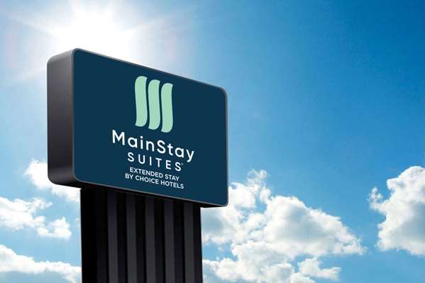 MainStay Suites Washington Dulles Airport
